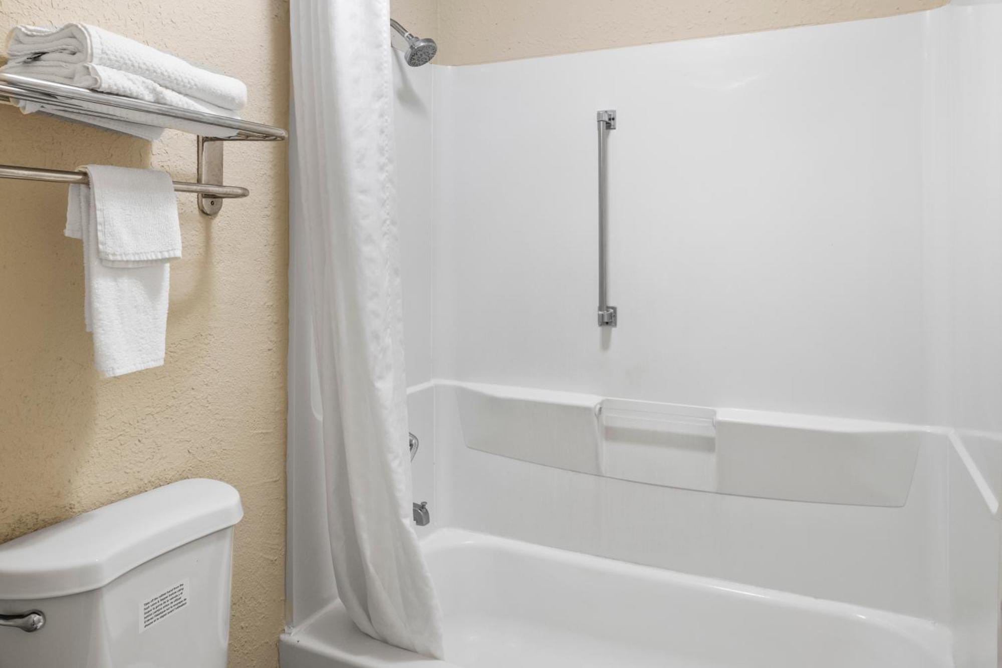 Quality Inn קינגסלנד חדר תמונה